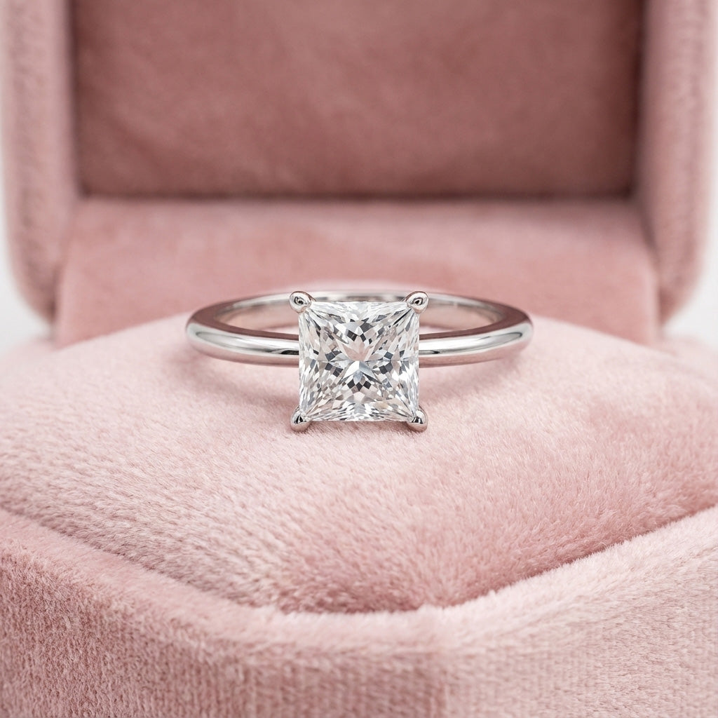 Rhea Diamond Ring - Lifestyle 2
