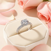 Noor Diamond Jewelry - Lifestyle 1