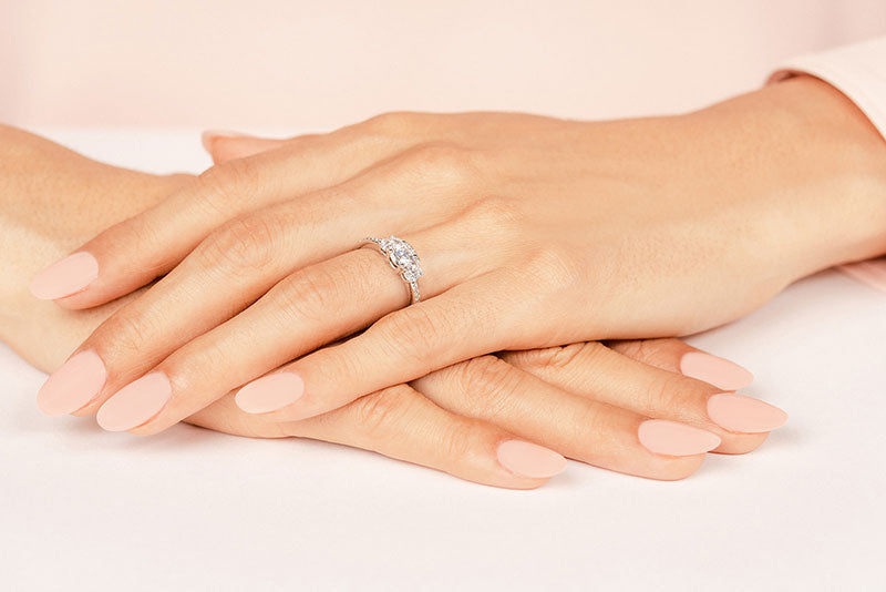 Noor Diamond Ring - Lifestyle 3