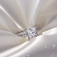 Vera Diamond Jewelry - Lifestyle 2