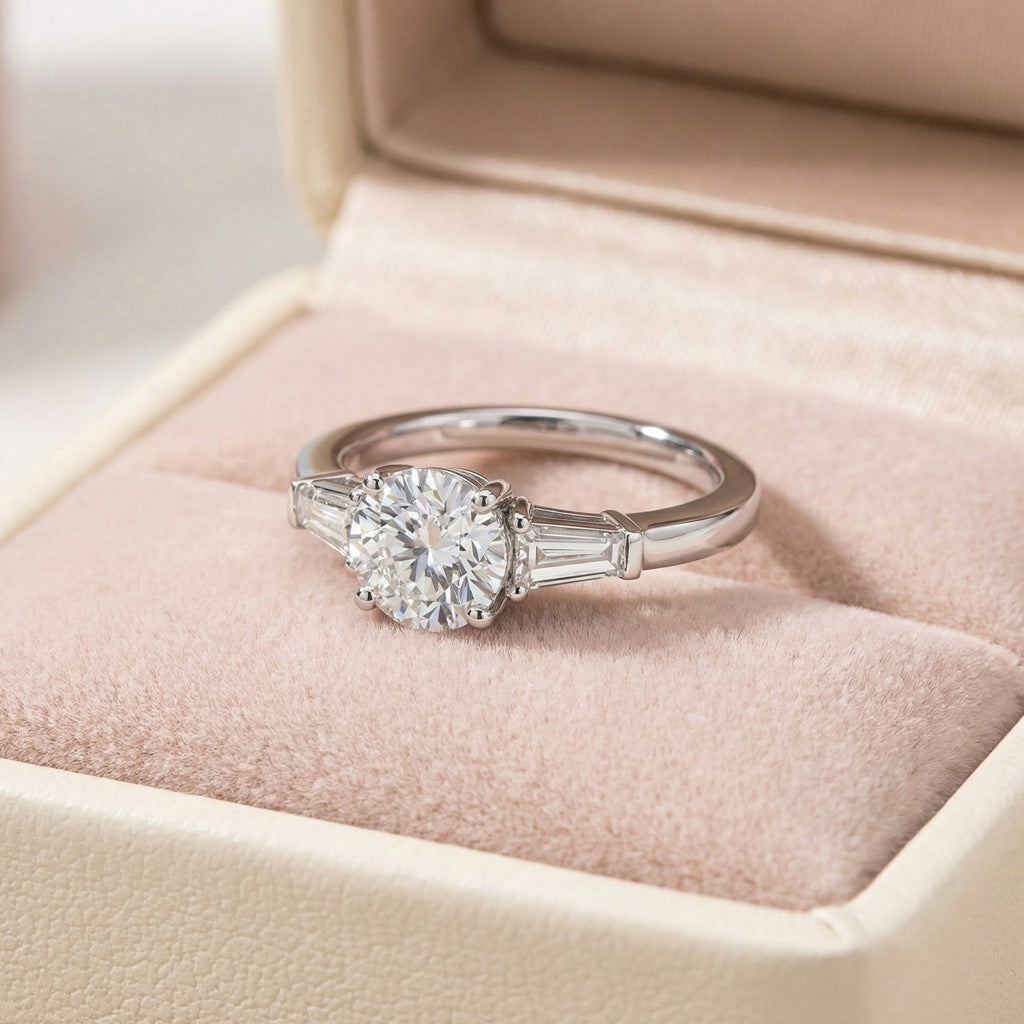 Nina Diamond Ring - Lifestyle 3