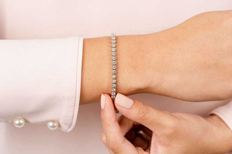 Nina Diamond Bracelet - Lifestyle 4