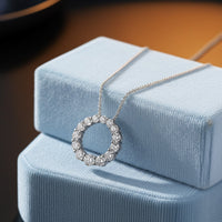 Luna Diamond Jewelry - Lifestyle 1