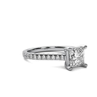 Vivienne Accent Princess Diamond Ring